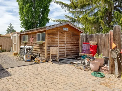 5030 Barry Avenue Klamath Falls OR 97603