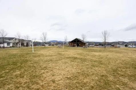 1301 NE Barney Street Prineville OR 97754