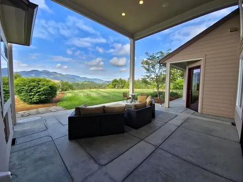2054 Jaynes Drive Grants Pass OR 97527
