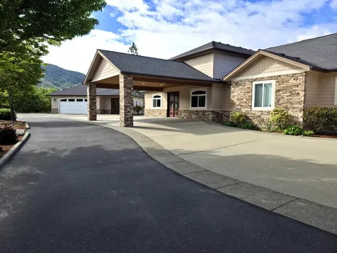 2054 Jaynes Drive Grants Pass OR 97527