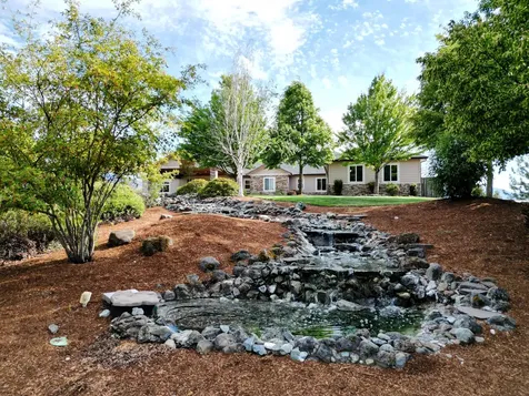 2054 Jaynes Drive Grants Pass OR 97527
