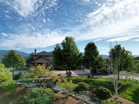 2054 Jaynes Drive Grants Pass OR 97527