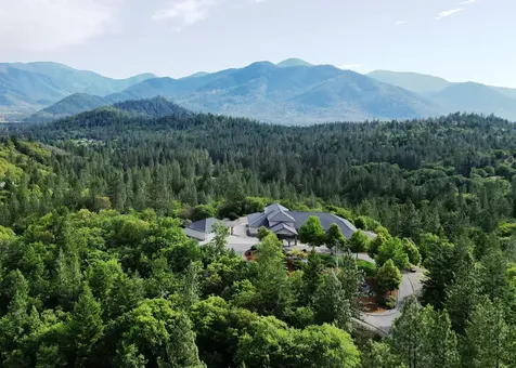 2054 Jaynes Drive Grants Pass OR 97527