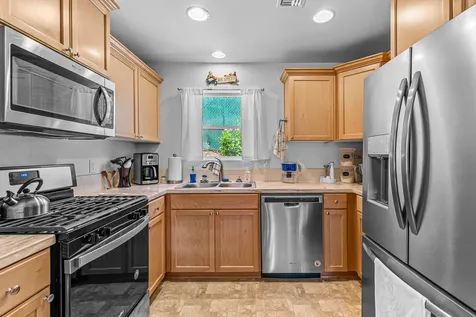 857 Jacoby Street Gold Hill OR 97525