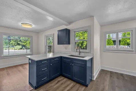 1004 NW Union Street Bend OR 97703