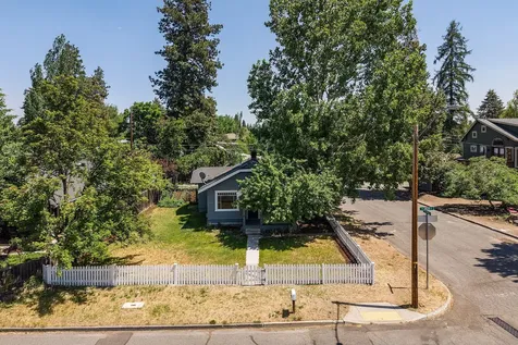 1004 NW Union Street Bend OR 97703