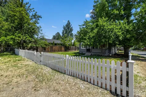 1004 NW Union Street Bend OR 97703