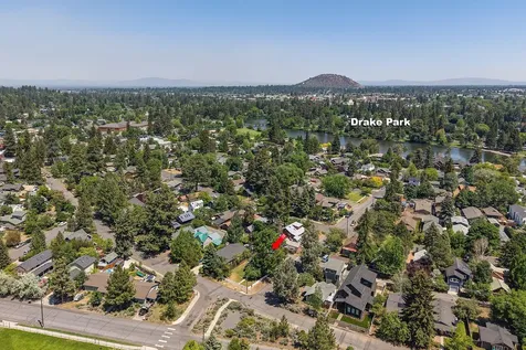 1004 NW Union Street Bend OR 97703