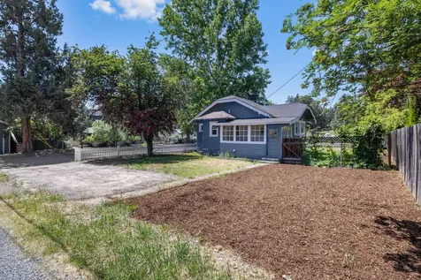 1004 NW Union Street Bend OR 97703