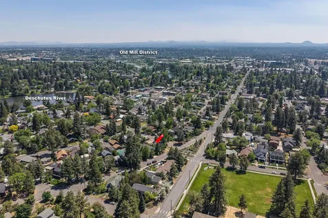1004 NW Union Street Bend OR 97703