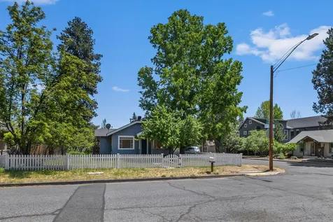 1004 NW Union Street Bend OR 97703