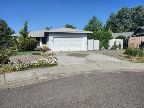1588 Nordic Court Medford OR 97504