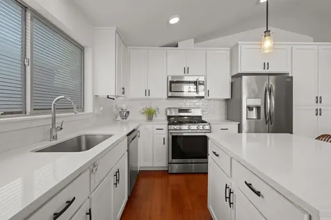 103 William Way Talent OR 97540