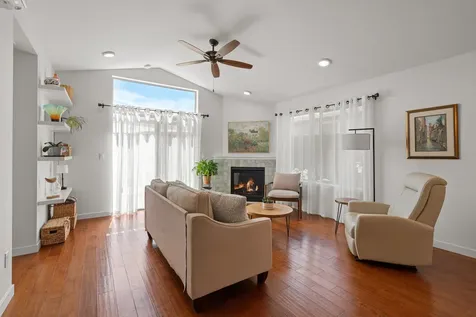 103 William Way Talent OR 97540