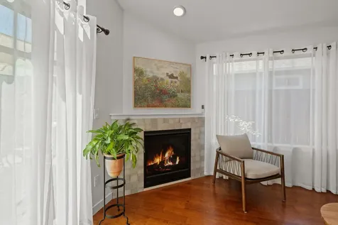 103 William Way Talent OR 97540