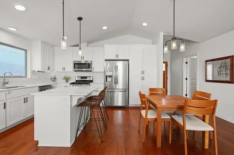 103 William Way Talent OR 97540