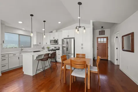 103 William Way Talent OR 97540