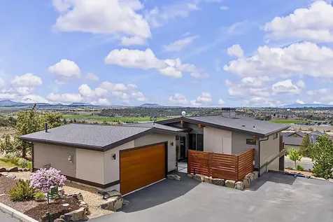 454 SE Manzanita Drive Madras OR 97741