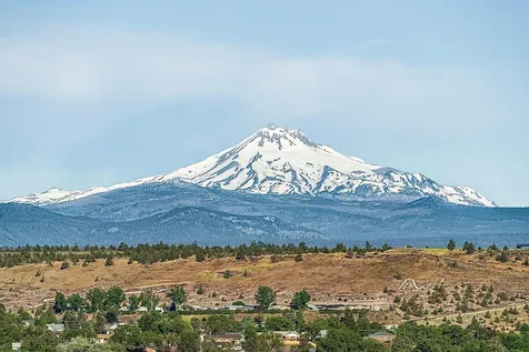 454 SE Manzanita Drive Madras OR 97741