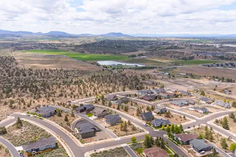 454 SE Manzanita Drive Madras OR 97741