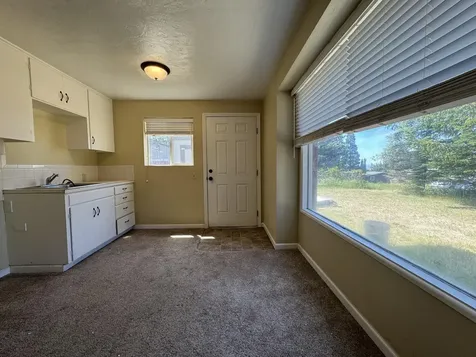 1043 Carlson Drive Klamath Falls OR 97603