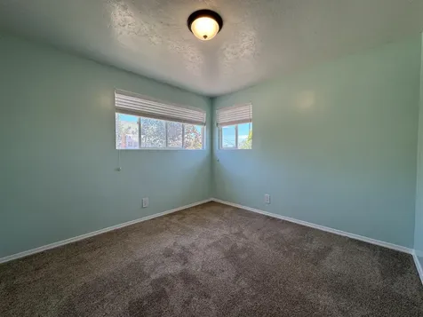 1043 Carlson Drive Klamath Falls OR 97603