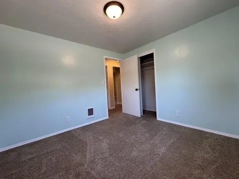 1043 Carlson Drive Klamath Falls OR 97603