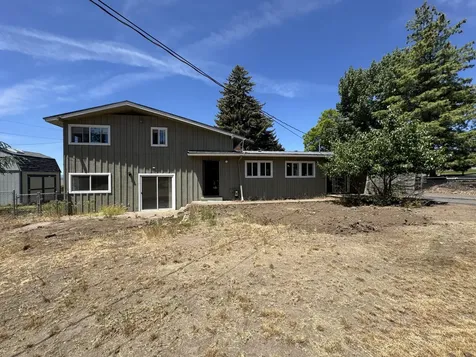 1043 Carlson Drive Klamath Falls OR 97603