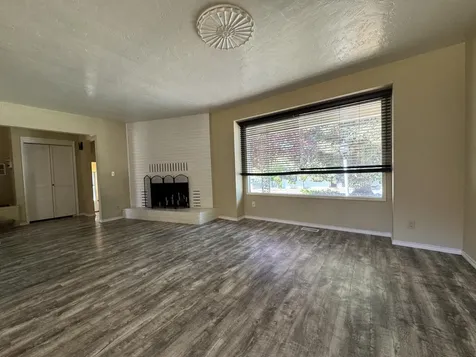 1043 Carlson Drive Klamath Falls OR 97603