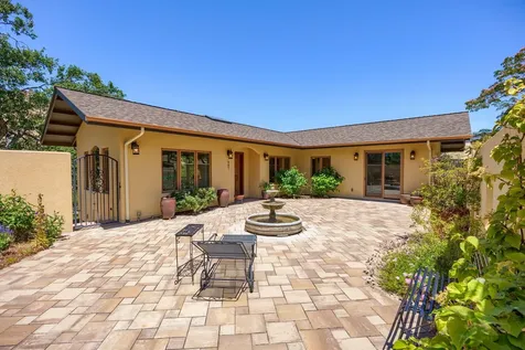 987 Dead Indian Memorial Road Ashland OR 97520