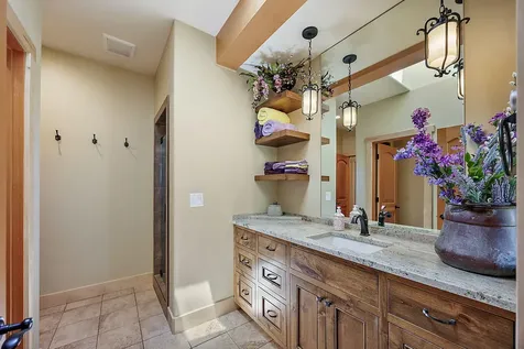 987 Dead Indian Memorial Road Ashland OR 97520