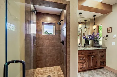 987 Dead Indian Memorial Road Ashland OR 97520