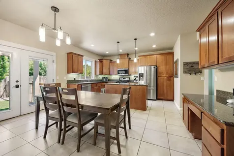 1078 Cathedral Way Central Point OR 97502