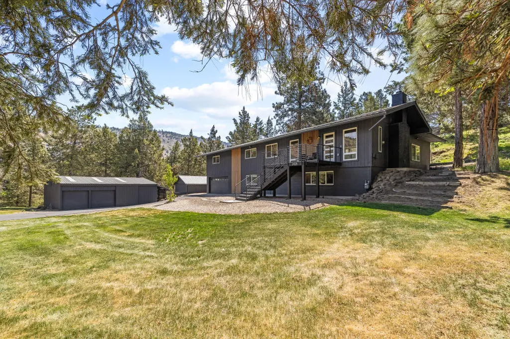 2426 Pine Grove Road Klamath Falls OR 97603