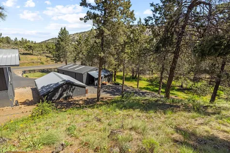 2426 Pine Grove Road Klamath Falls OR 97603