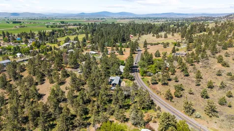 2426 Pine Grove Road Klamath Falls OR 97603