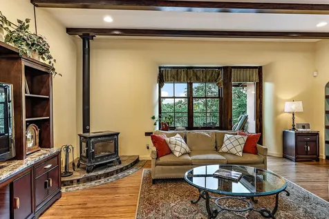 5297 Dark Hollow Road Medford OR 97501