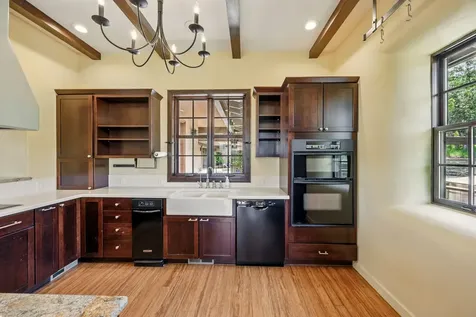 5297 Dark Hollow Road Medford OR 97501