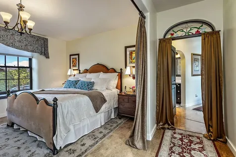 5297 Dark Hollow Road Medford OR 97501