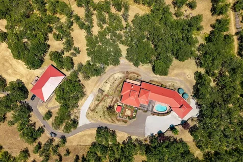 5297 Dark Hollow Road Medford OR 97501