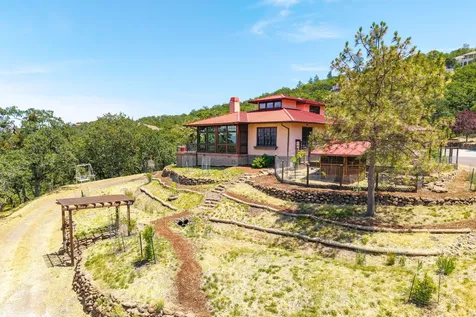 5297 Dark Hollow Road Medford OR 97501