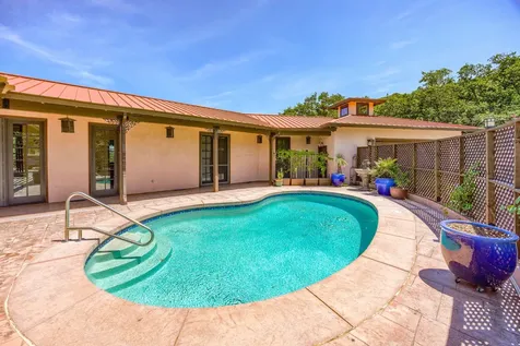 5297 Dark Hollow Road Medford OR 97501