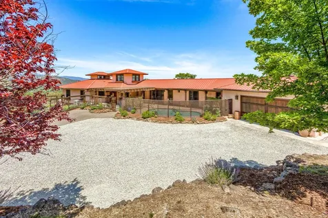 5297 Dark Hollow Road Medford OR 97501
