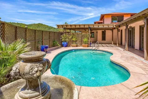 5297 Dark Hollow Road Medford OR 97501
