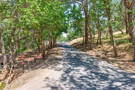 5297 Dark Hollow Road Medford OR 97501