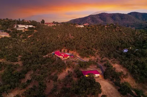 5297 Dark Hollow Road Medford OR 97501