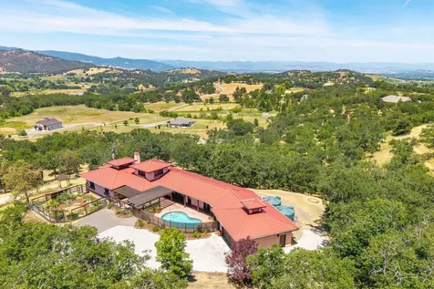 5297 Dark Hollow Road Medford OR 97501