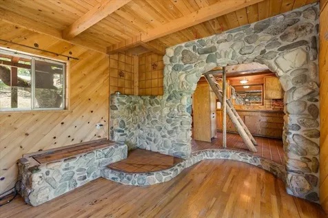 7388 Upper Applegate Road Jacksonville OR 97530