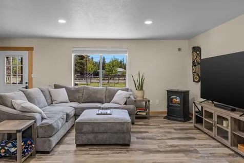 17322 Canvasback Drive Bend OR 97707