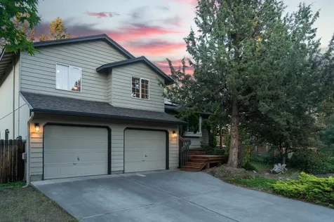 2944 NE Saber Drive Bend OR 97701